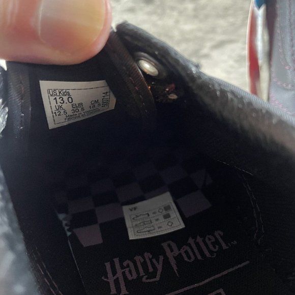 Vans x Harry Potter Old Skool Deathly Hallows Shoes/ Kids Size 13 - Picture 9 of 10